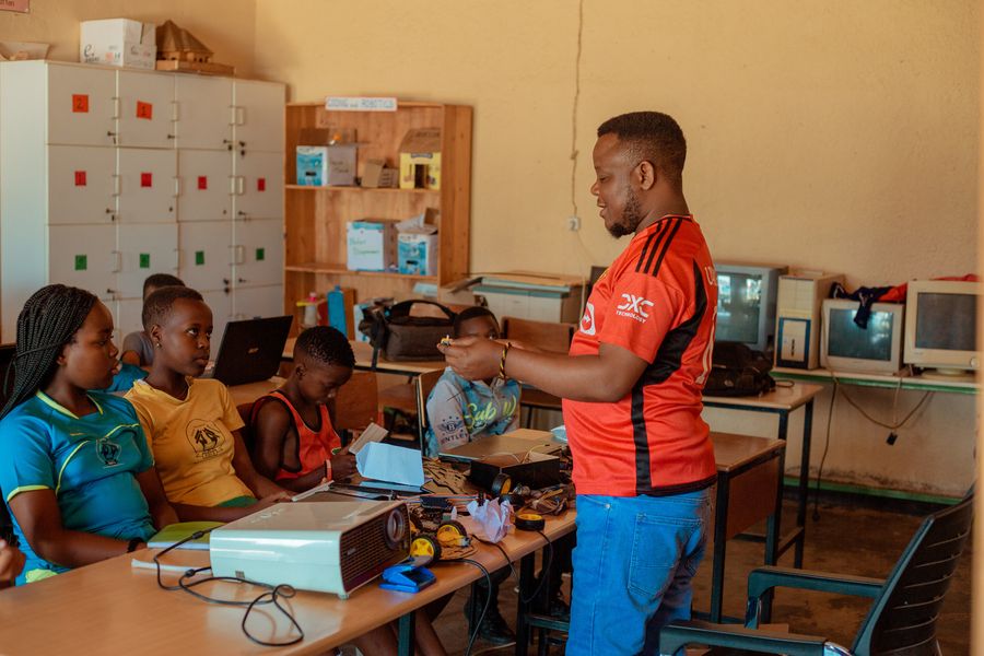 A learner using ICT tools at BBFS